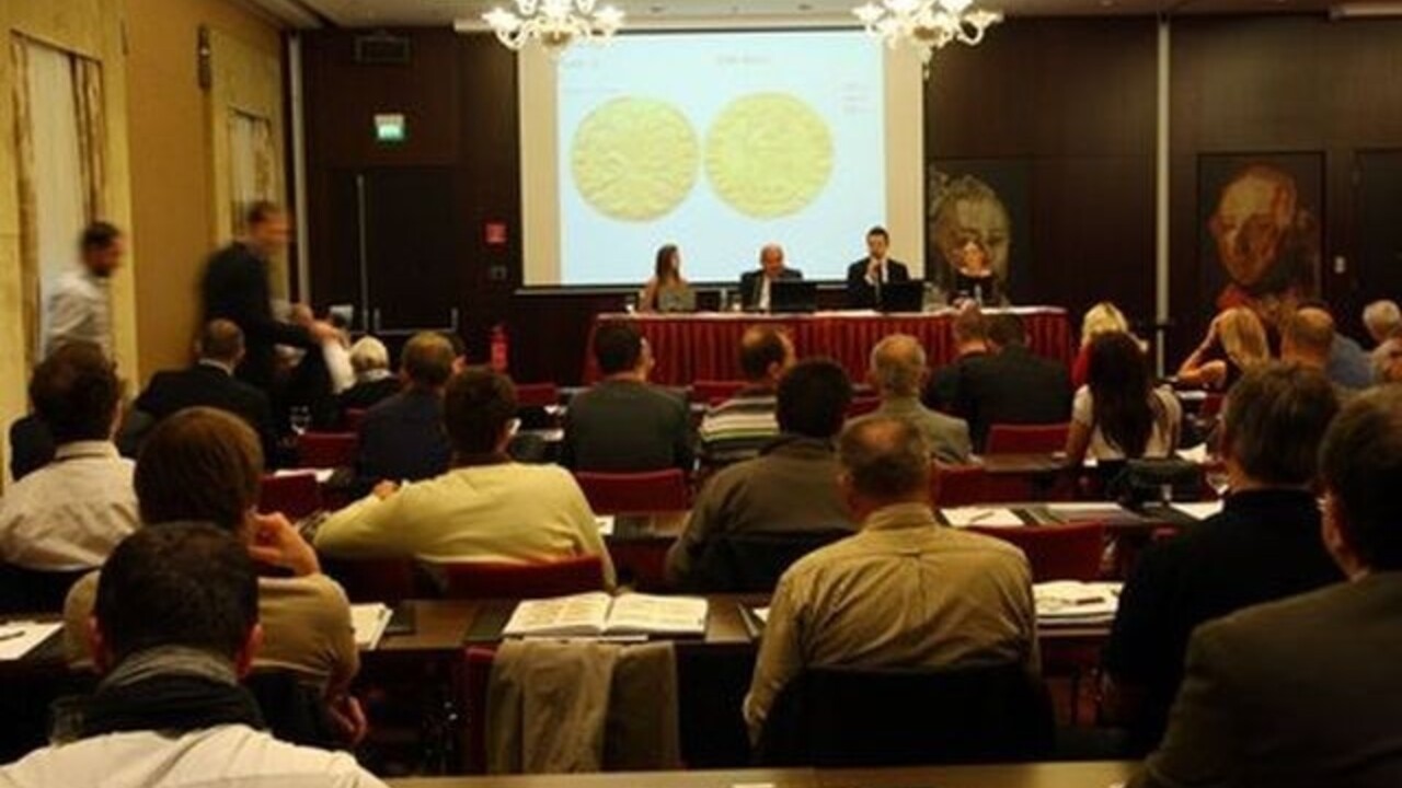 aukcia mince bratislava (SITA)